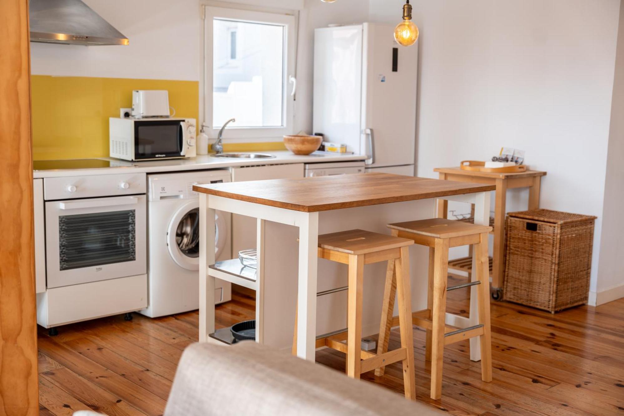 Warm And Inviting, Central Location By Urbanhosting Santander Luaran gambar