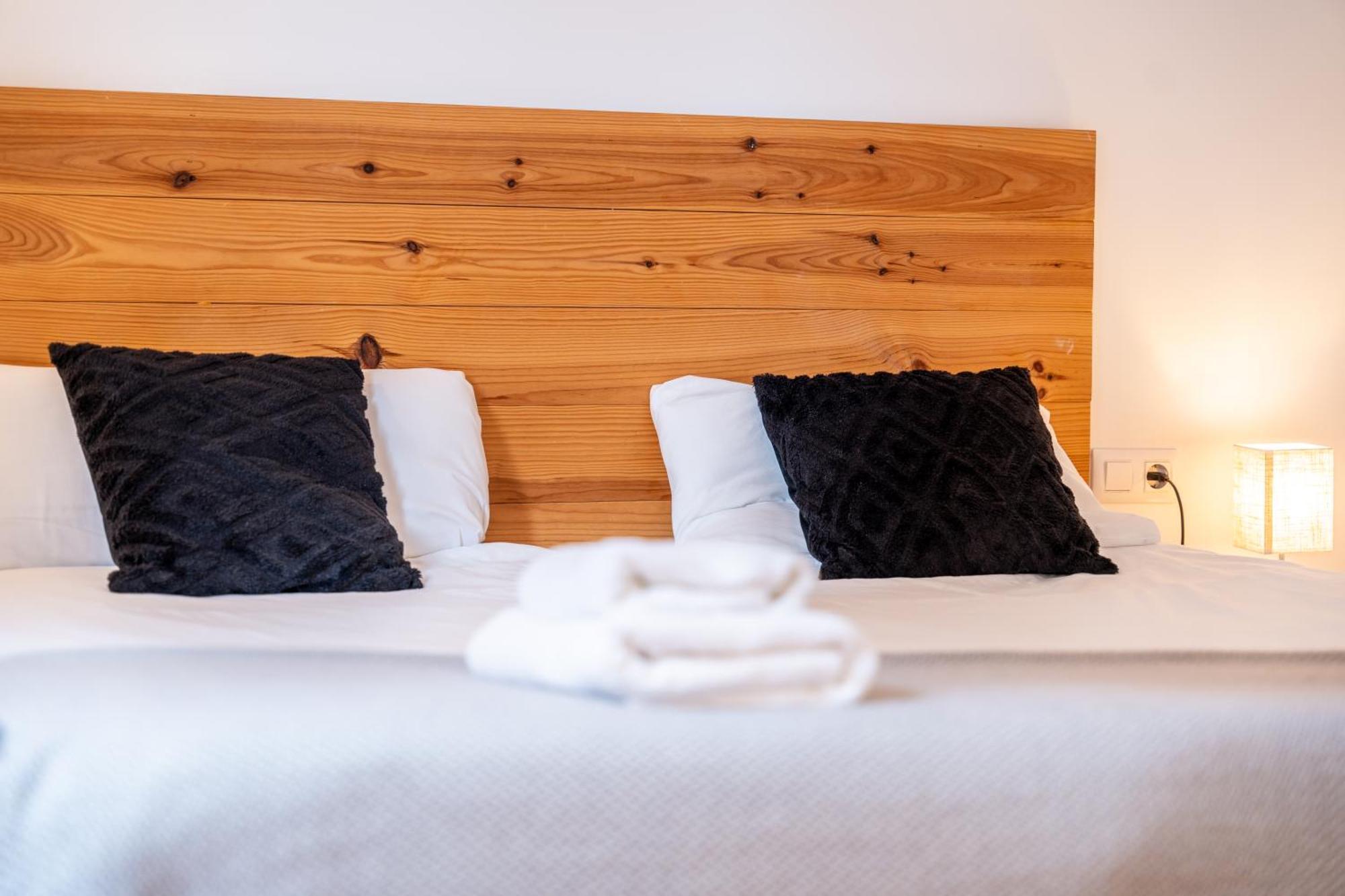 Warm And Inviting, Central Location By Urbanhosting Santander Luaran gambar