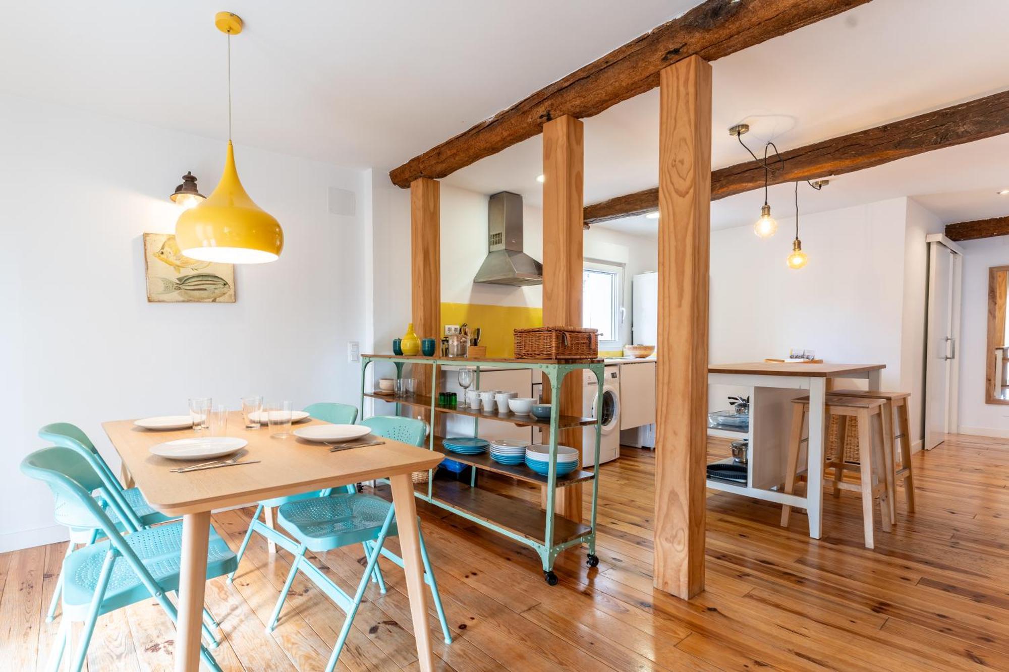 Warm And Inviting, Central Location By Urbanhosting Santander Luaran gambar